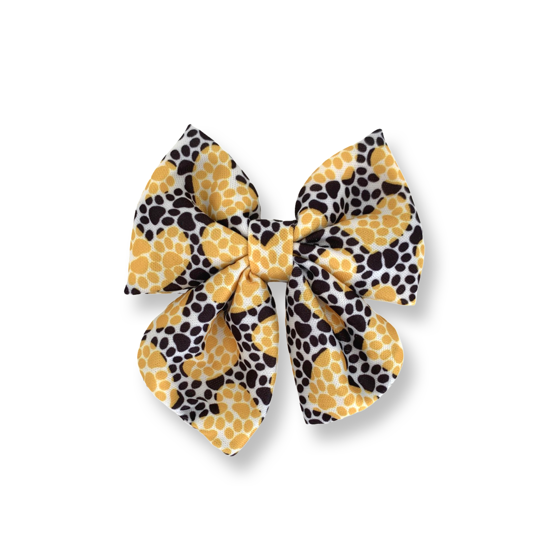 Paws of Love Bowtie